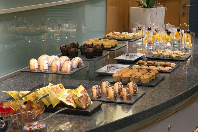 Imagen del bar/restaurante del Hotel Nh Milano Machiavelli. Foto 4