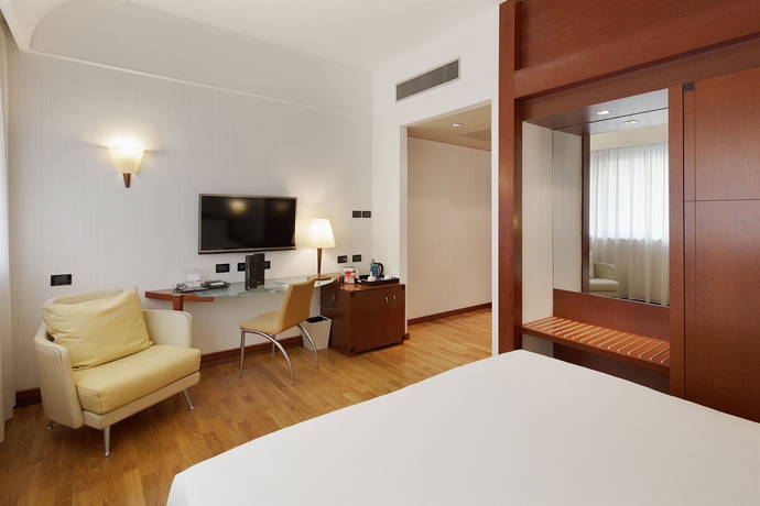 Imagen de la habitación del Hotel Nh Milano Machiavelli. Foto 10