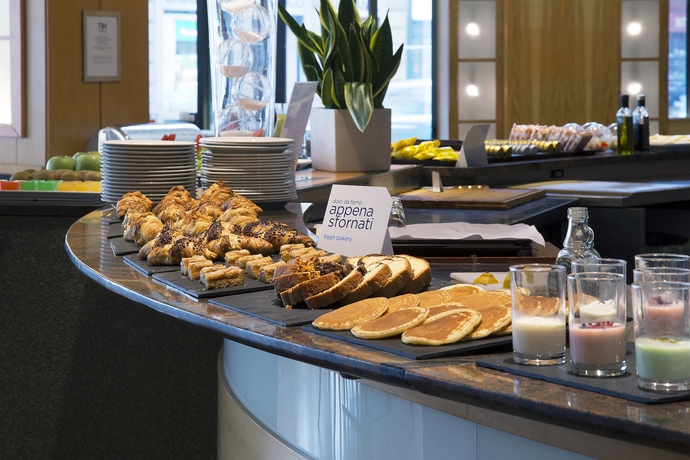 Imagen del bar/restaurante del Hotel Nh Milano Machiavelli. Foto 5