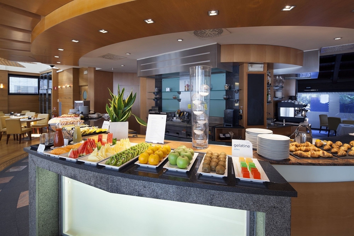 Imagen del bar/restaurante del Hotel Nh Milano Machiavelli. Foto 6