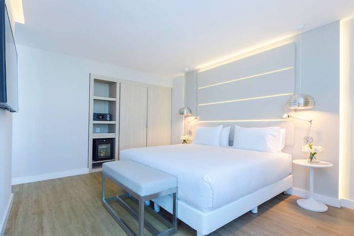 Imagen de la habitación del Hotel Nh Monterrey La Fe. Foto 13