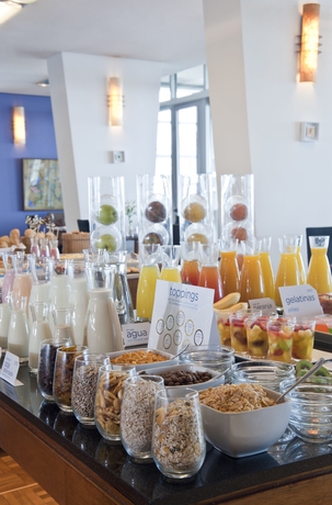 Imagen del bar/restaurante del Hotel Nh Montevideo Columbia. Foto 6