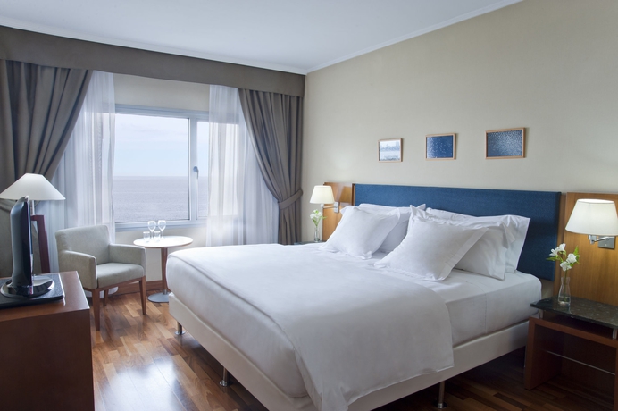 Imagen de la habitación del Hotel Nh Montevideo Columbia. Foto 16