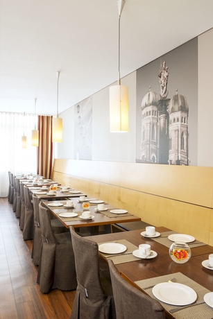 Imagen del bar/restaurante del Hotel Nh Muenchen City Süd. Foto 6