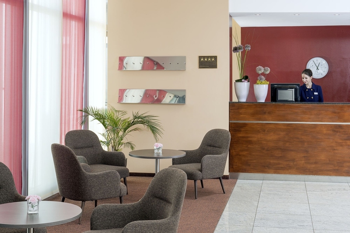 Imagen de los interiores del Hotel Nh München Ost Conference Center. Foto 4