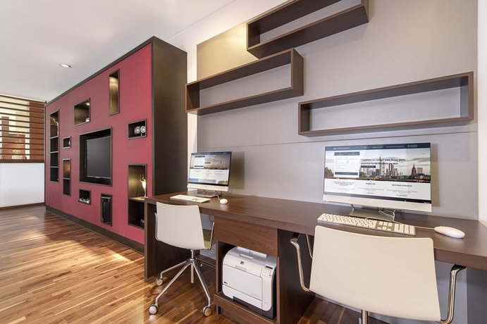 Imagen de los interiores del Hotel Nh München Ost Conference Center. Foto 6