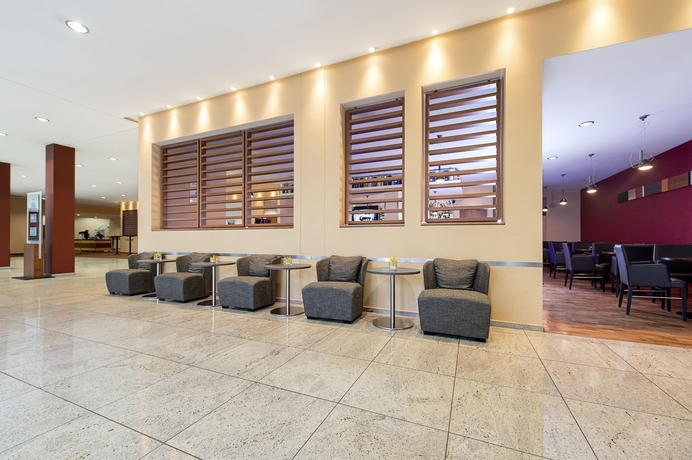 Imagen de los interiores del Hotel Nh München Ost Conference Center. Foto 15