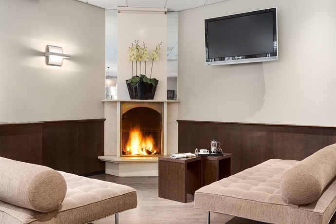 Imagen de los interiores del Hotel Nh Naarden. Foto 15