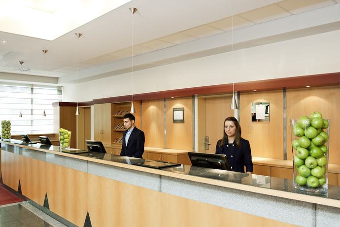 Imagen de los interiores del Hotel Nh Oberhausen. Foto 16