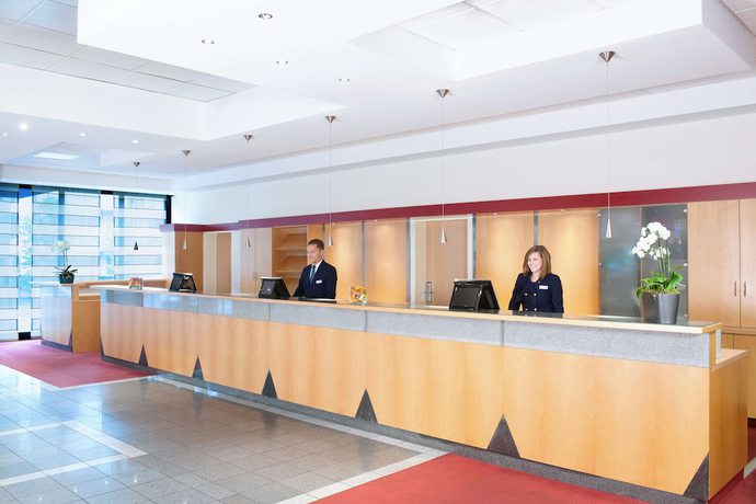 Imagen de los interiores del Hotel Nh Oberhausen. Foto 17