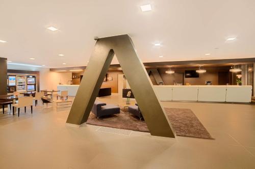 Imagen general del Hotel Nh Orio Al Serio. Foto 5