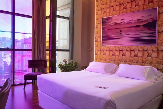 Imagen de la habitación del Hotel Nh Ourense. Foto 10