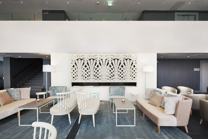 Imagen de los interiores del Hotel Nh Parma. Foto 15