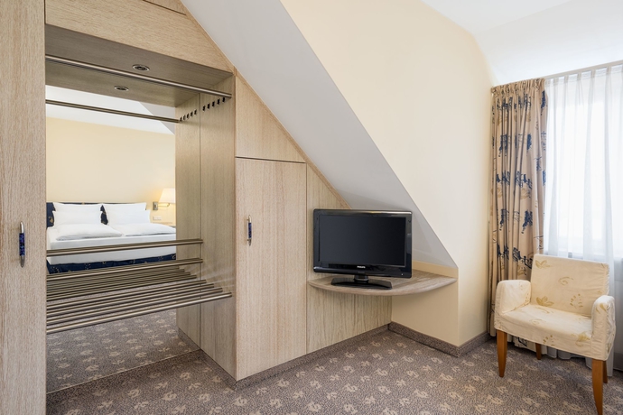 Imagen de la habitación del Hotel Nh Potsdam. Foto 10