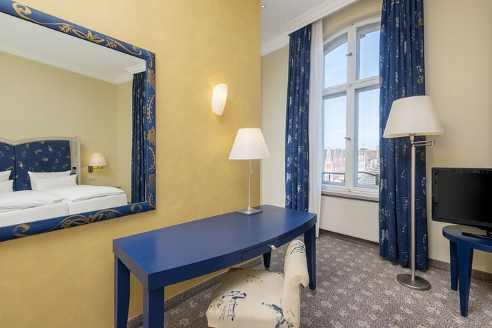 Imagen de la habitación del Hotel Nh Potsdam. Foto 11