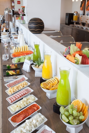 Imagen del bar/restaurante del Hotel Nh Queretaro. Foto 2