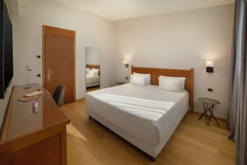 Imagen de la habitación del Hotel Nh Ravenna. Foto 18