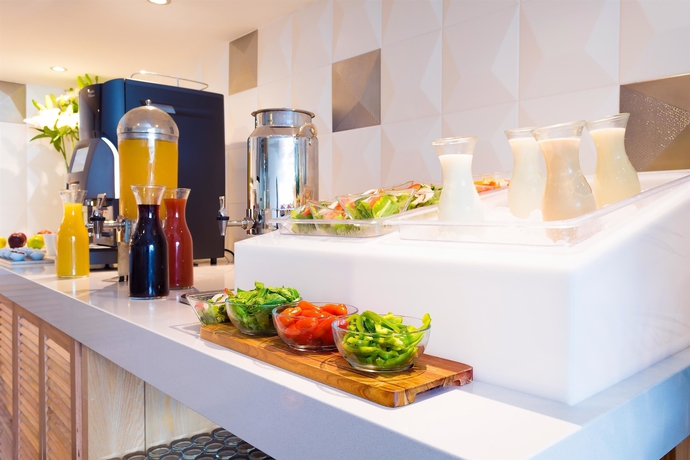 Imagen de los exteriores del Hotel Nh San Luis Potosi. Foto 13