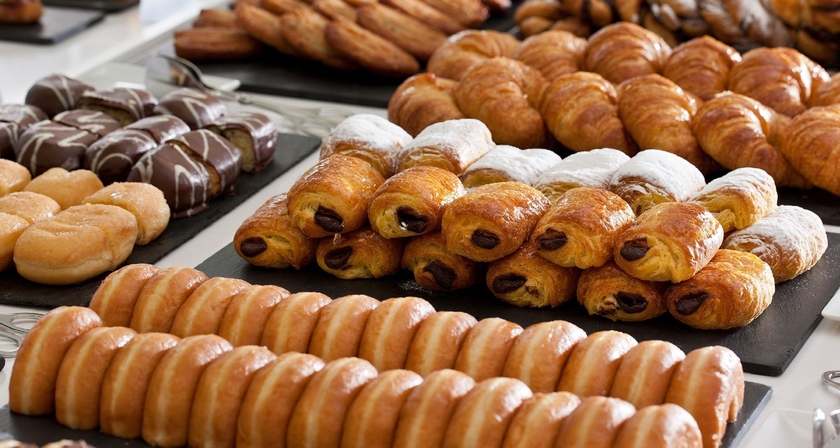 Imagen del bar/restaurante del Hotel Nh Sevilla Plaza De Armas. Foto 4