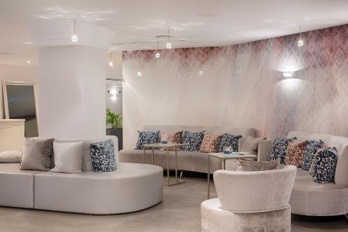 Imagen general del Hotel Nh Torino Centro. Foto 8