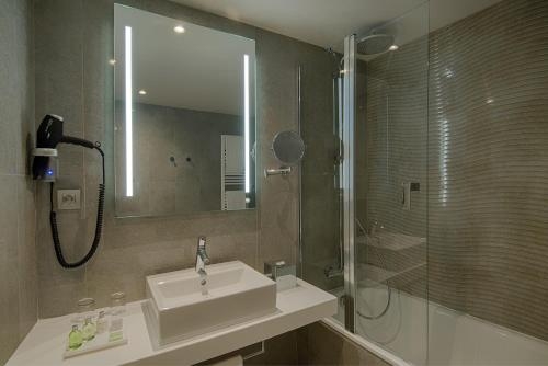 Imagen de la habitación del Hotel Nh Toulouse Airport. Foto 9