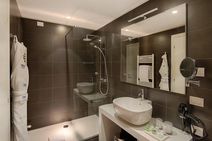 Imagen de la habitación del Hotel Nh Trento. Foto 15