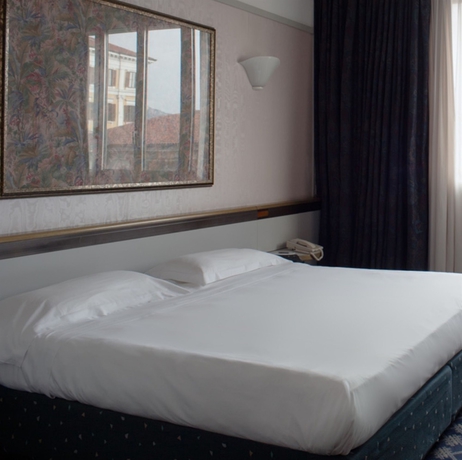 Imagen de la habitación del Hotel Nh Trieste. Foto 10