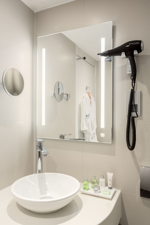 Imagen de la habitación del Hotel Nh Utrecht. Foto 6