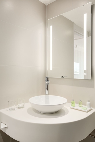 Imagen de la habitación del Hotel Nh Utrecht. Foto 11