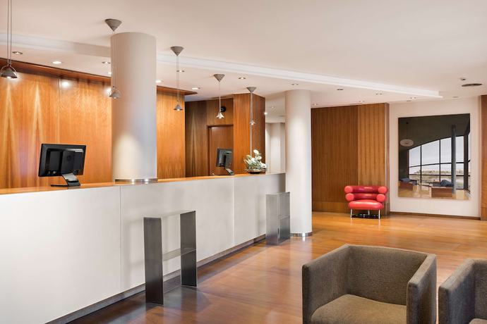 Imagen de los interiores del Hotel Nh Zamora Palacio Del Duero. Foto 19