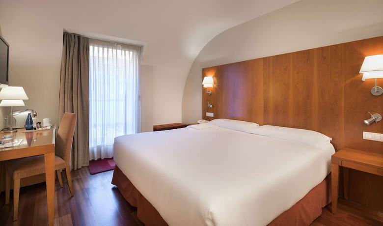 Imagen de la habitación del Hotel Nh Zamora Palacio Del Duero. Foto 12