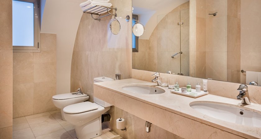 Imagen de la habitación del Hotel Nh Zamora Palacio Del Duero. Foto 16