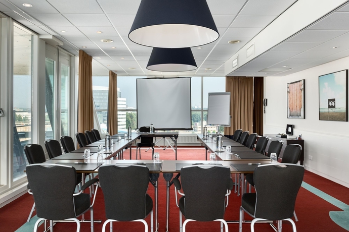 Imagen de los interiores del Hotel Nh Zoetermeer. Foto 15