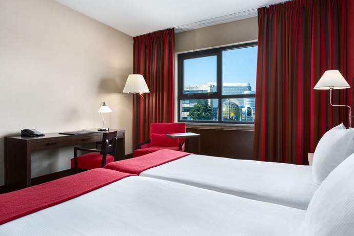 Imagen de la habitación del Hotel Nh Zoetermeer. Foto 9