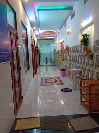 Imagen de los interiores del Hotel Nha Nghi Viet Sang. Foto 18