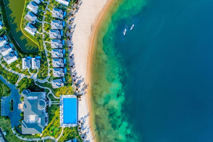 Imagen general del Hotel Nha Trang Marriott Resort and Spa, Hon Tre Island. Foto 1