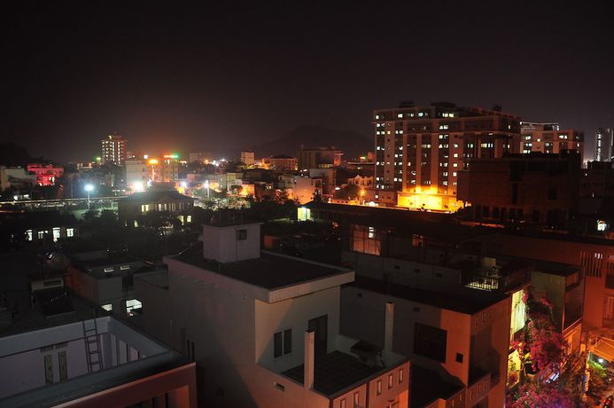 Imagen de la habitación del Hotel Nhan Anh Quy Nhon. Foto 2