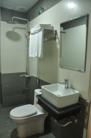 Imagen de la habitación del Hotel Nhan Anh Quy Nhon. Foto 10