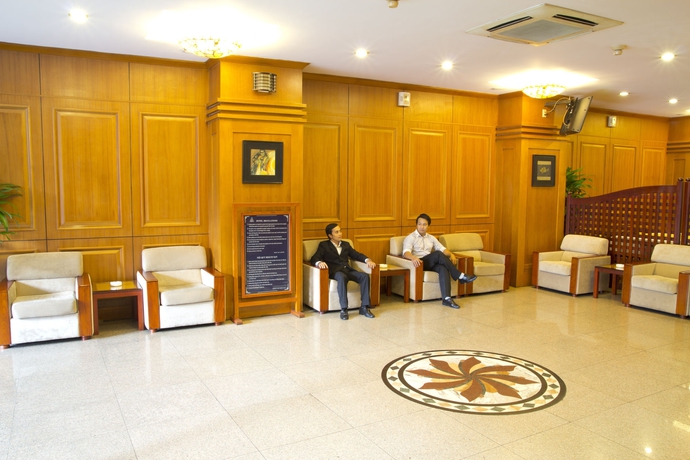 Imagen de los interiores del Hotel Nhat Ha 2. Foto 6