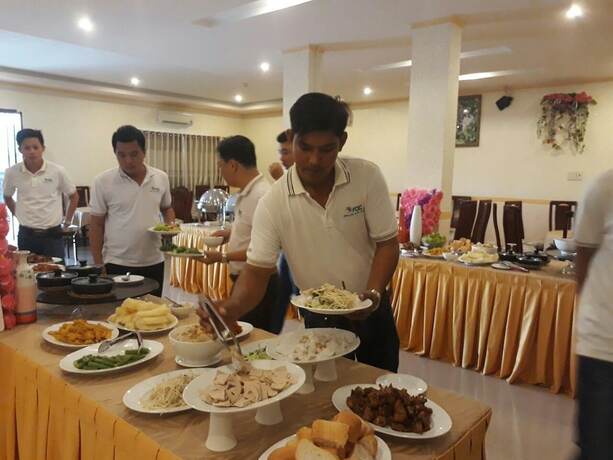 Imagen del bar/restaurante del Hotel Nhat Ha. Foto 12