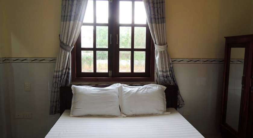 Imagen de la habitación del Hotel Nhat Lan Resort. Foto 3