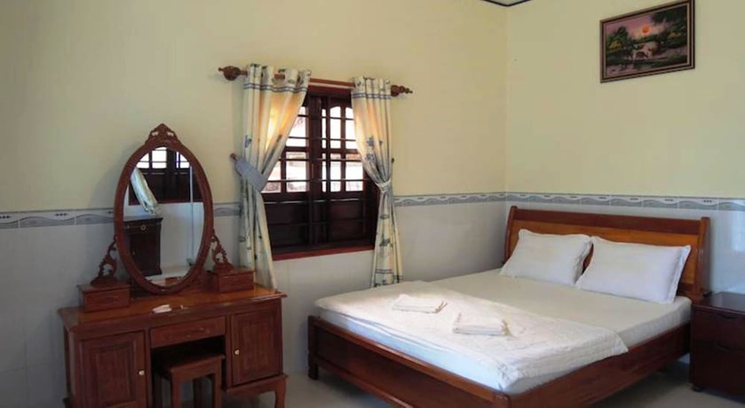 Imagen de la habitación del Hotel Nhat Lan Resort. Foto 15