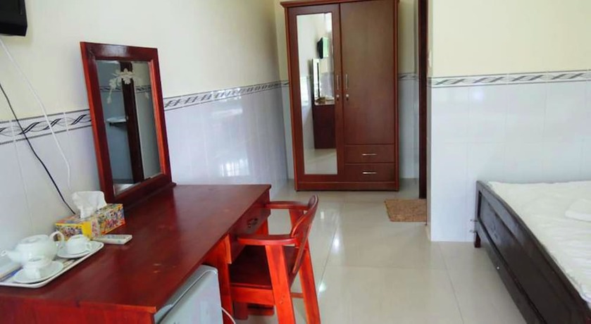 Imagen de la habitación del Hotel Nhat Lan Resort. Foto 17