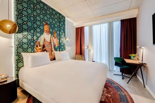 Imagen de la habitación del Hotel Nhow Amsterdam RAI. Foto 10