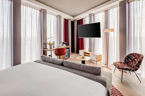 Imagen de la habitación del Hotel Nhow Amsterdam RAI. Foto 20