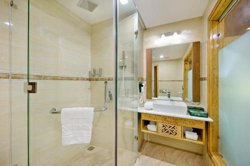 Imagen de la habitación del Hotel Nhu Minh Plaza Danang. Foto 6