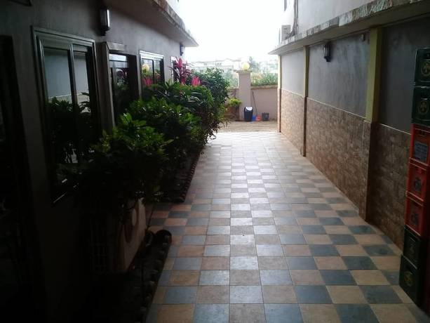 Imagen de los interiores del Hotel Nhyira. Foto 11
