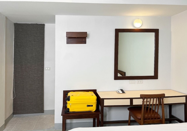 Imagen de la habitación del Hotel Niagara Bangkok. Foto 5