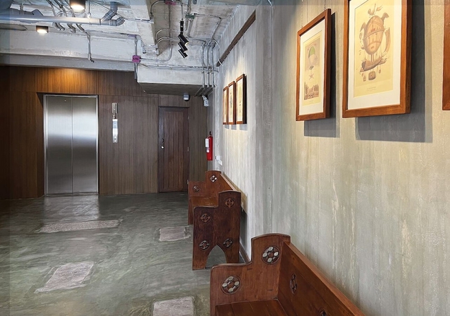 Imagen de los interiores del Hotel Niagara Bangkok. Foto 18