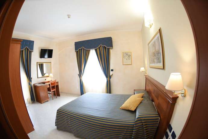 Imagen de la habitación del Hotel Niagara, Catanzaro Lido. Foto 5
